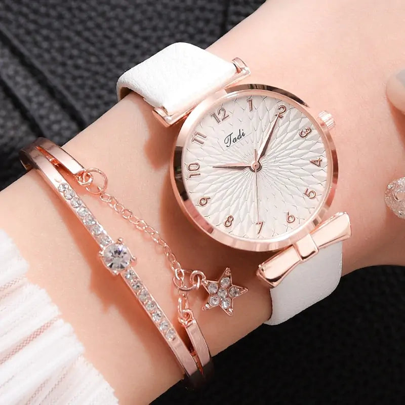 Luxury Magnetic Quartz Bracelet Watches - High Trend Coture