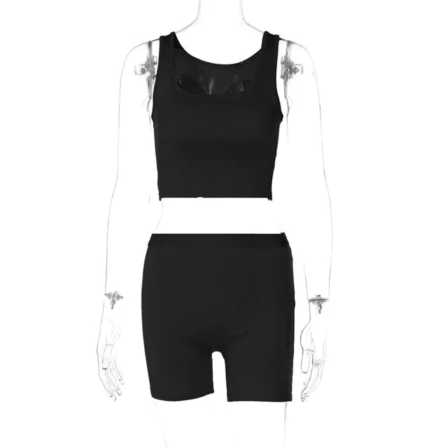 Conjunto Deportivo de Top con Tirantes + Short Corto Cintura Alta - High Trend Coture