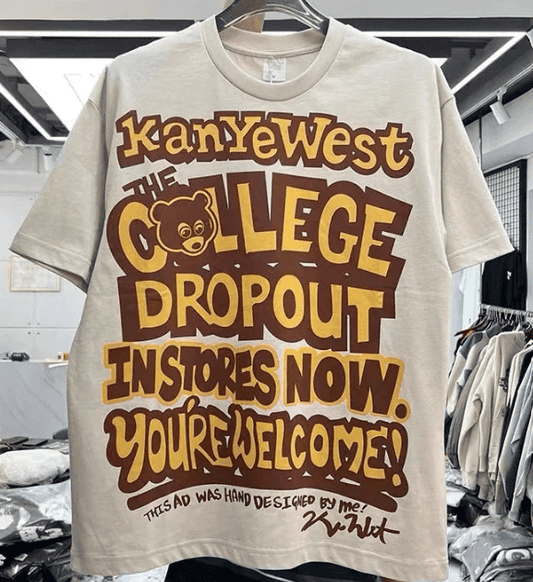 Camiseta de Manga Corta Kanye West Estampado The College Drop Out - High Trend Coture