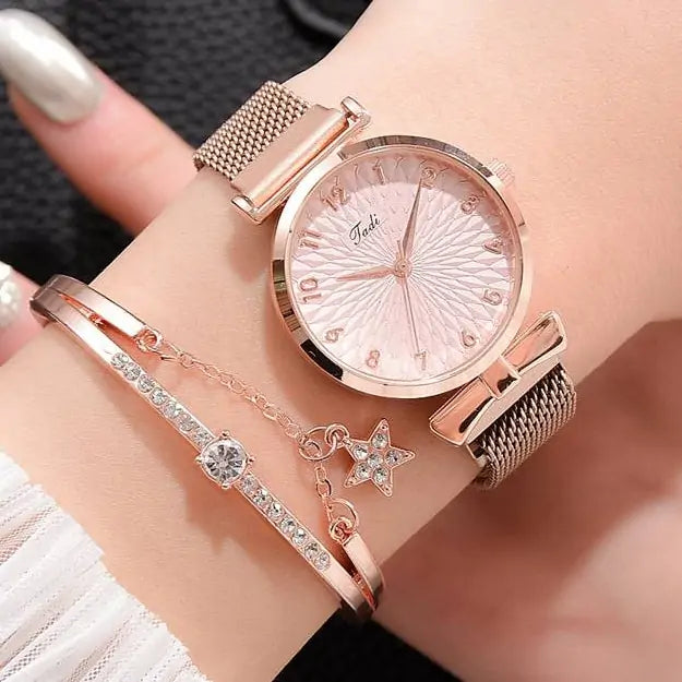 Luxury Magnetic Quartz Bracelet Watches - High Trend Coture