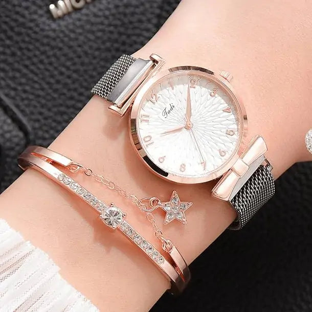 Luxury Magnetic Quartz Bracelet Watches - High Trend Coture