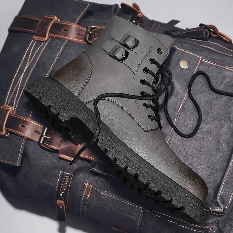 Botas Tobilleras de Cuero Hombre con Hebillas - High Trend Coture