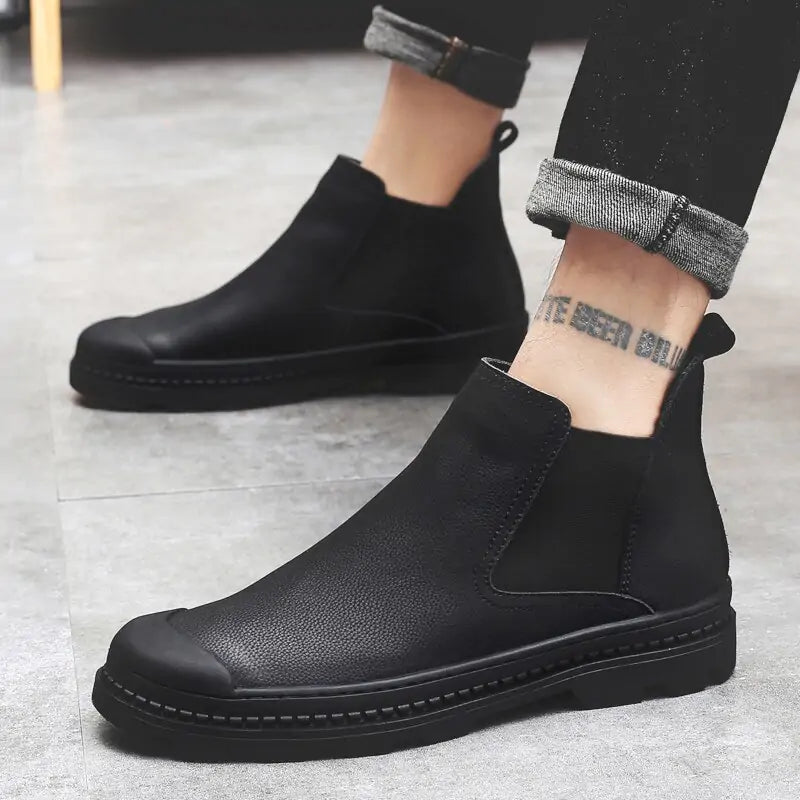 Botines Chelsea de Hombre en Piel Negra - High Trend Coture